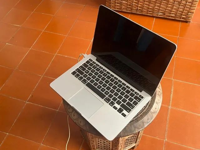 MacBook Pro (Retina, 13-inch, Late 2013), por R1600,00, em São