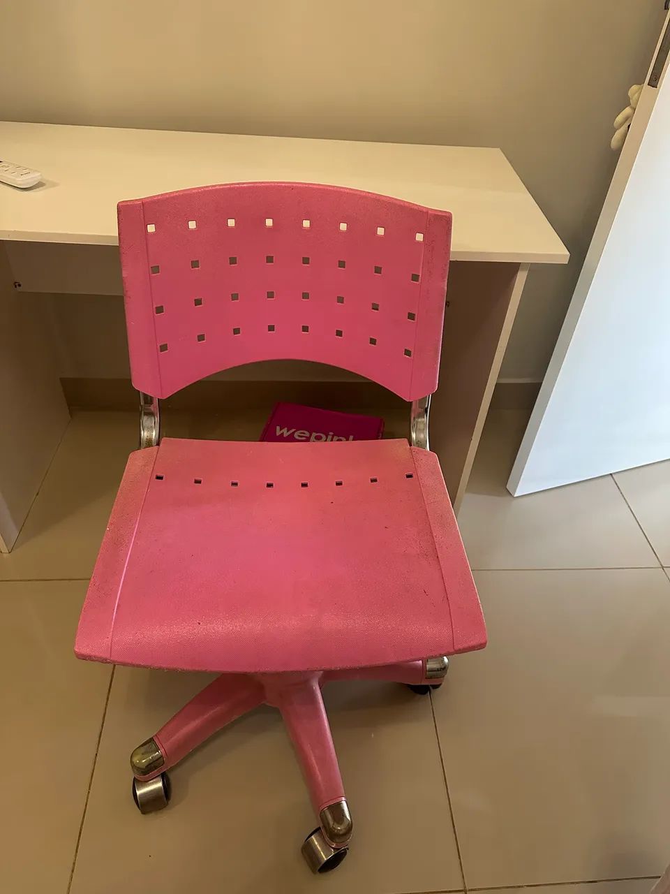 Cadeira com roda