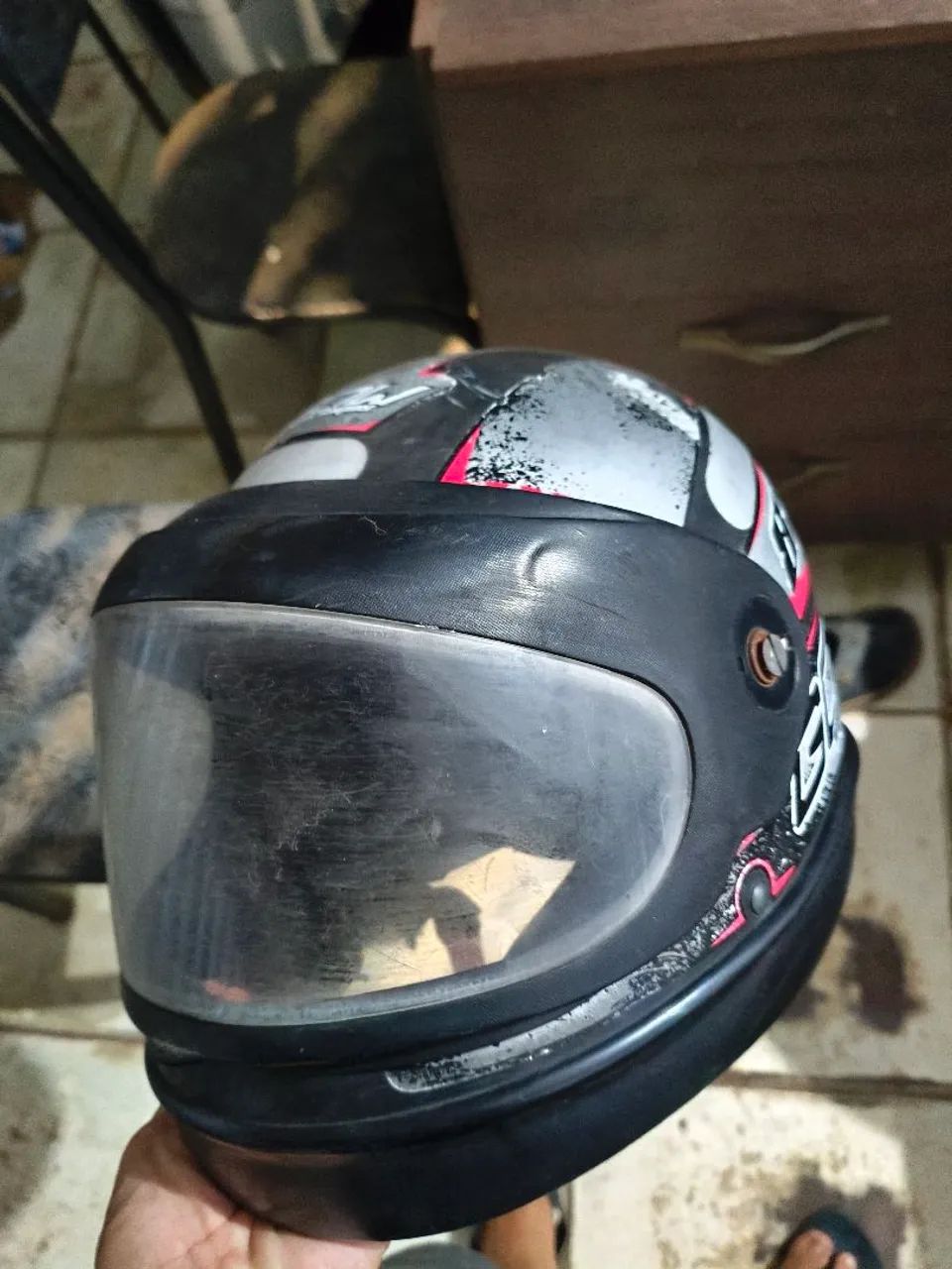 2 capacetes usados - Foto 4