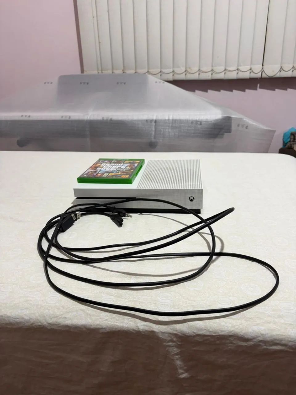 Xbox One S - 1Tb - Foto 2