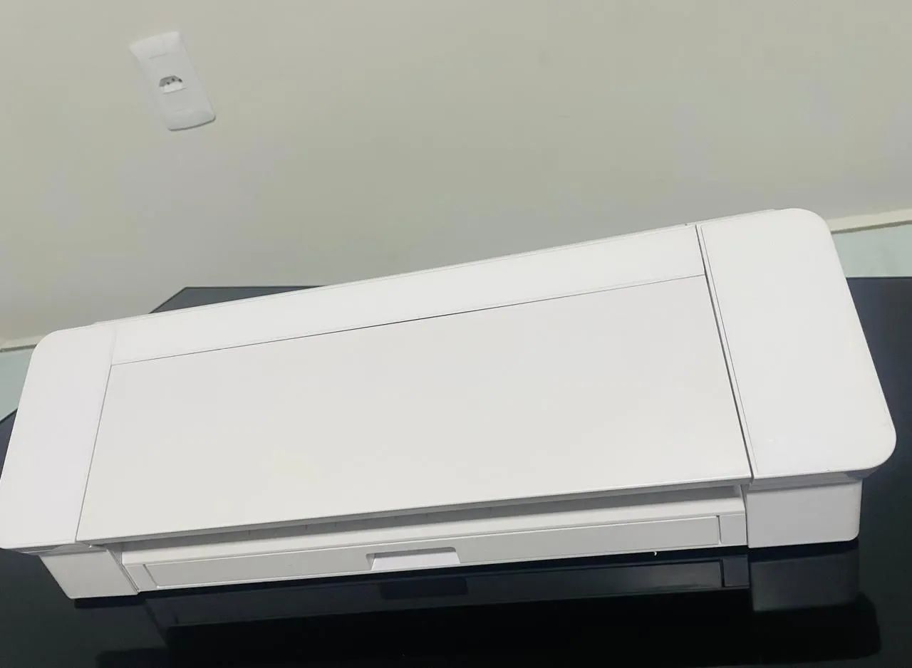 Silhouette cameo 4