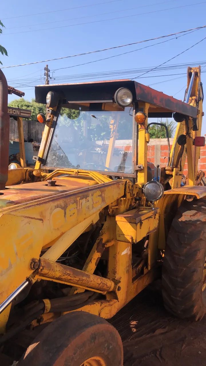 Retroescavadeira MF 86 - Foto 3
