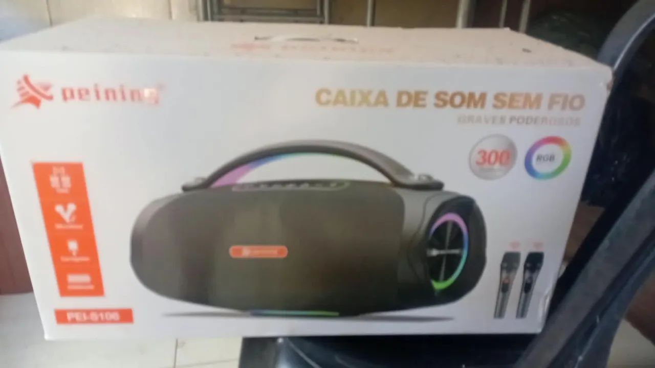 Caixa de som bombox 