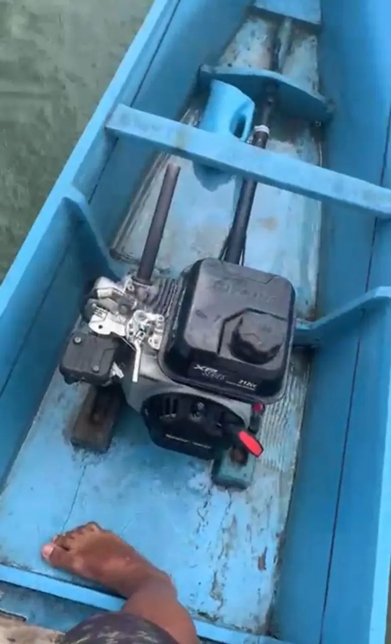 Barco Conservado Motor Toyama TE80Jet - Foto 5