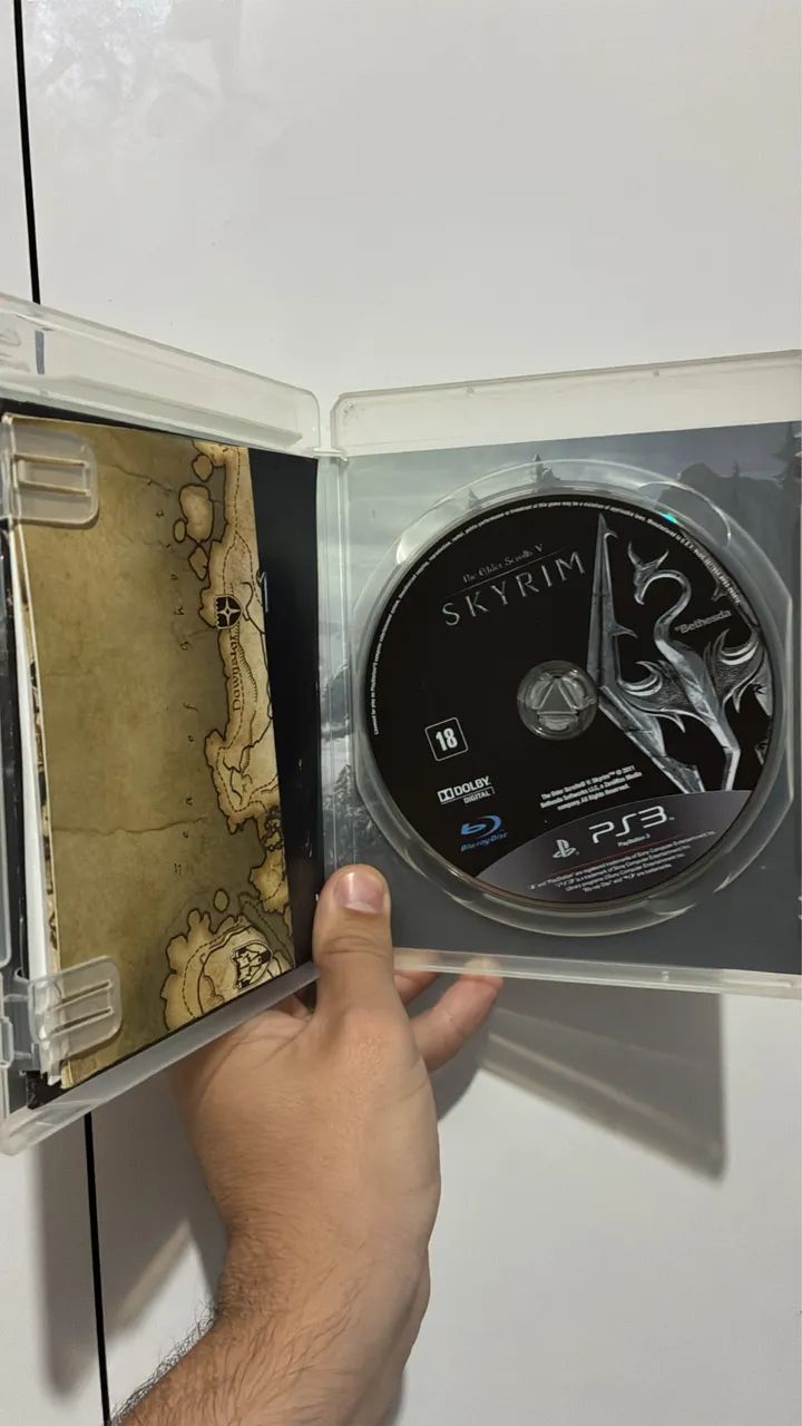 Skyrim PS3 Original com Mapa e manual - Foto 2