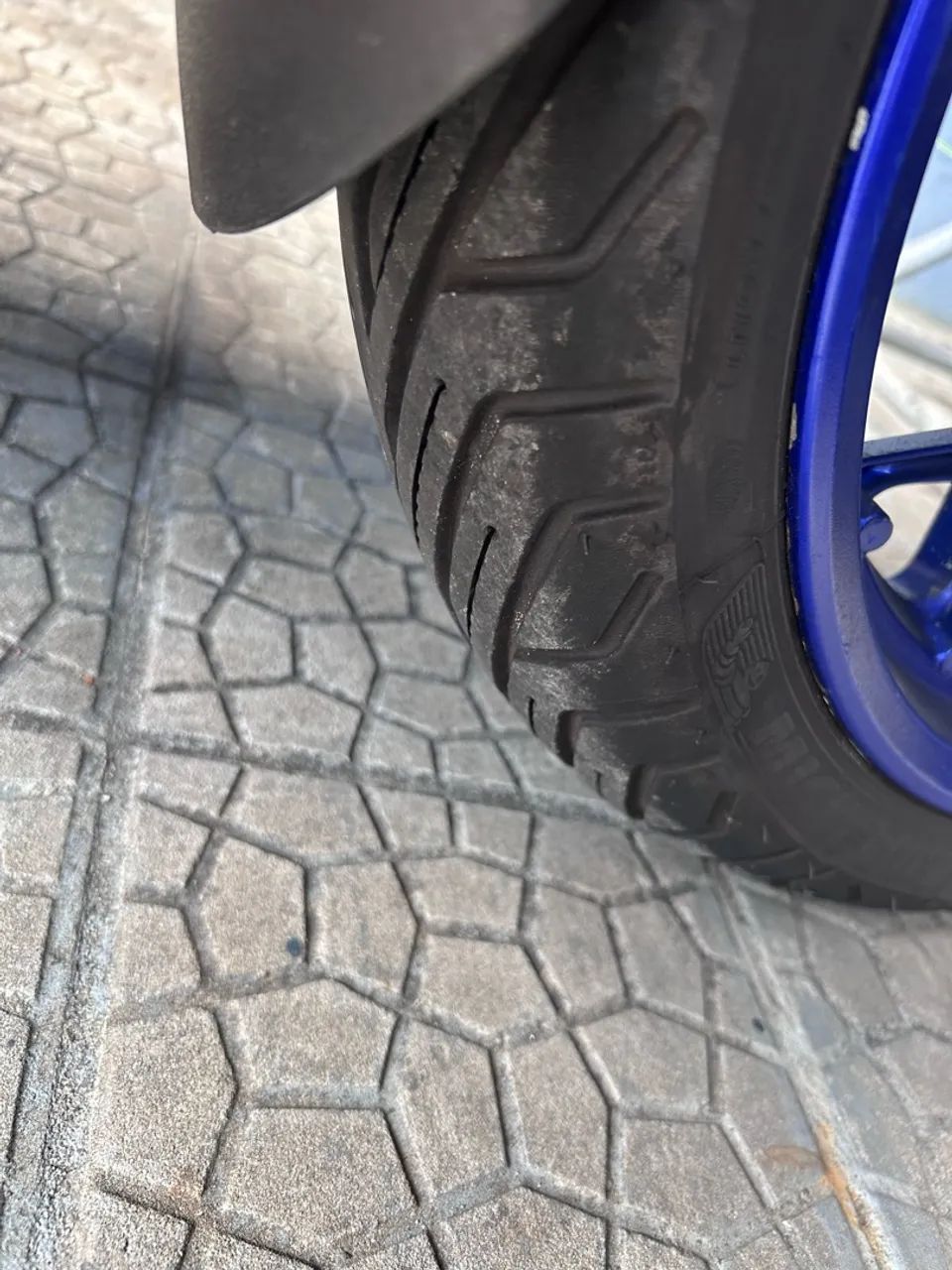 X Max 250 - Foto 4