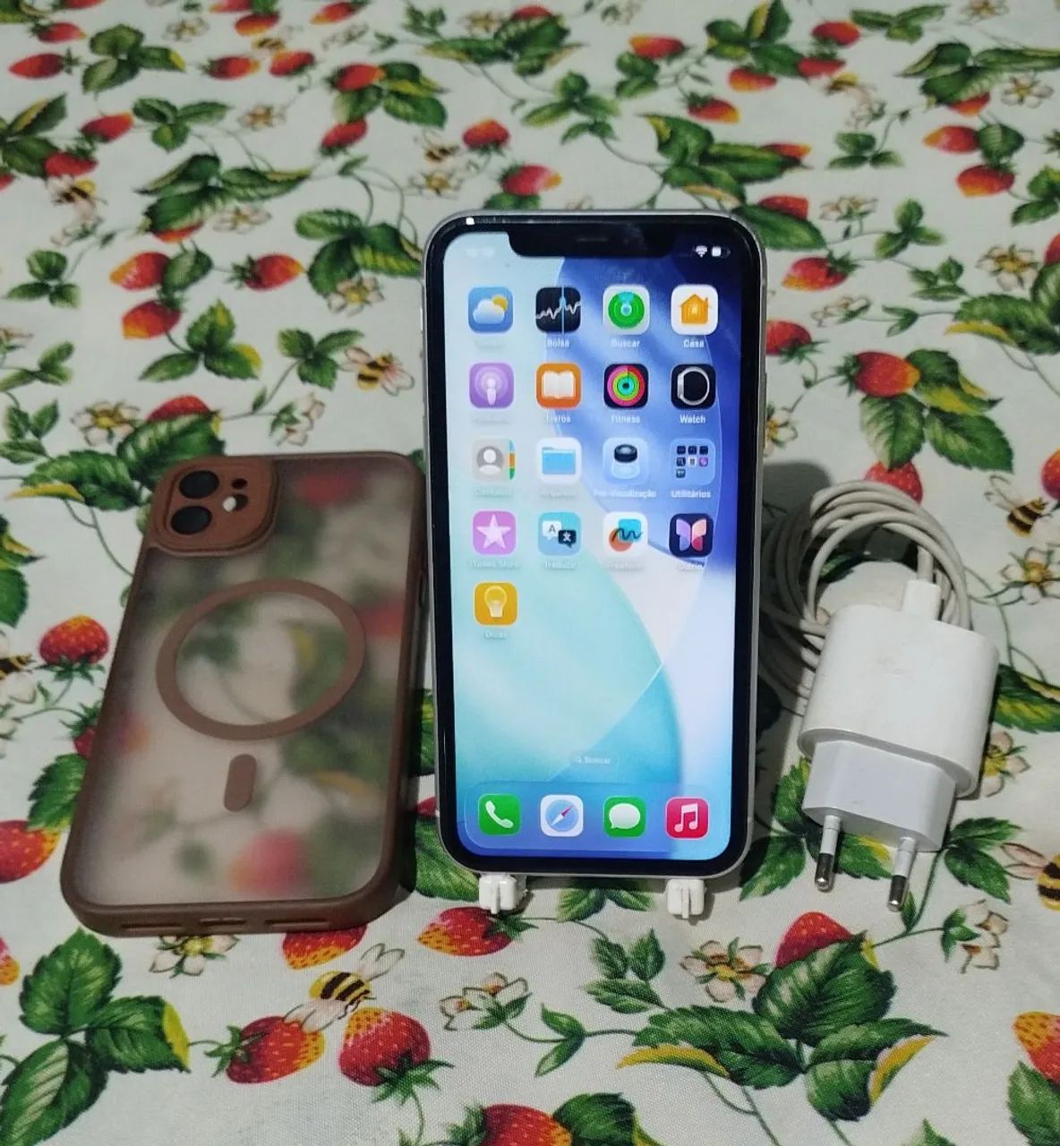 iPhone 11 64 giga todo original aceito celular d menor preço e uma volta  - Foto 3