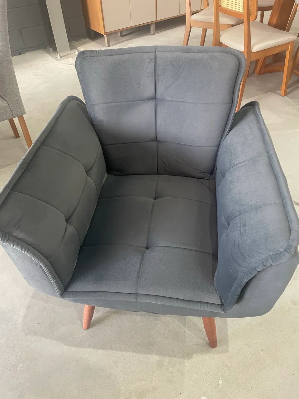 Poltrona Rafaela  Suede Diversas Cores  - Foto 2