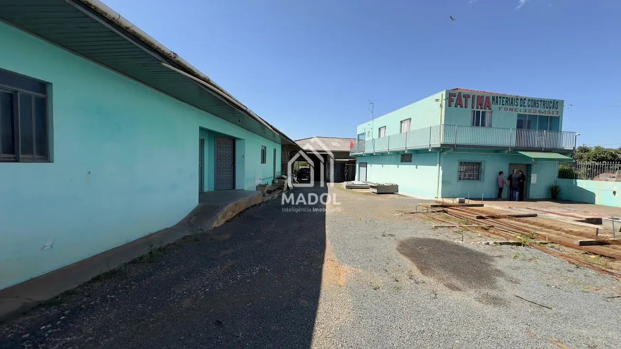 CASA COMERCIAL PARA LOCAÇÃO E VENDA NO CARÁ-CARÁ! - Foto 2