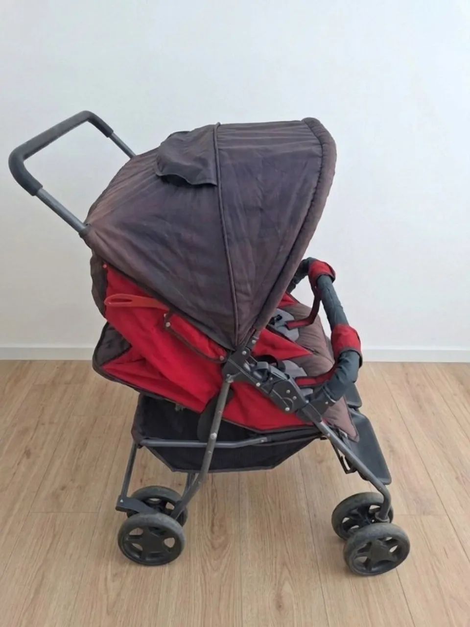 Carrinho de Bebê Duplo - Bom Estado - Foto 2