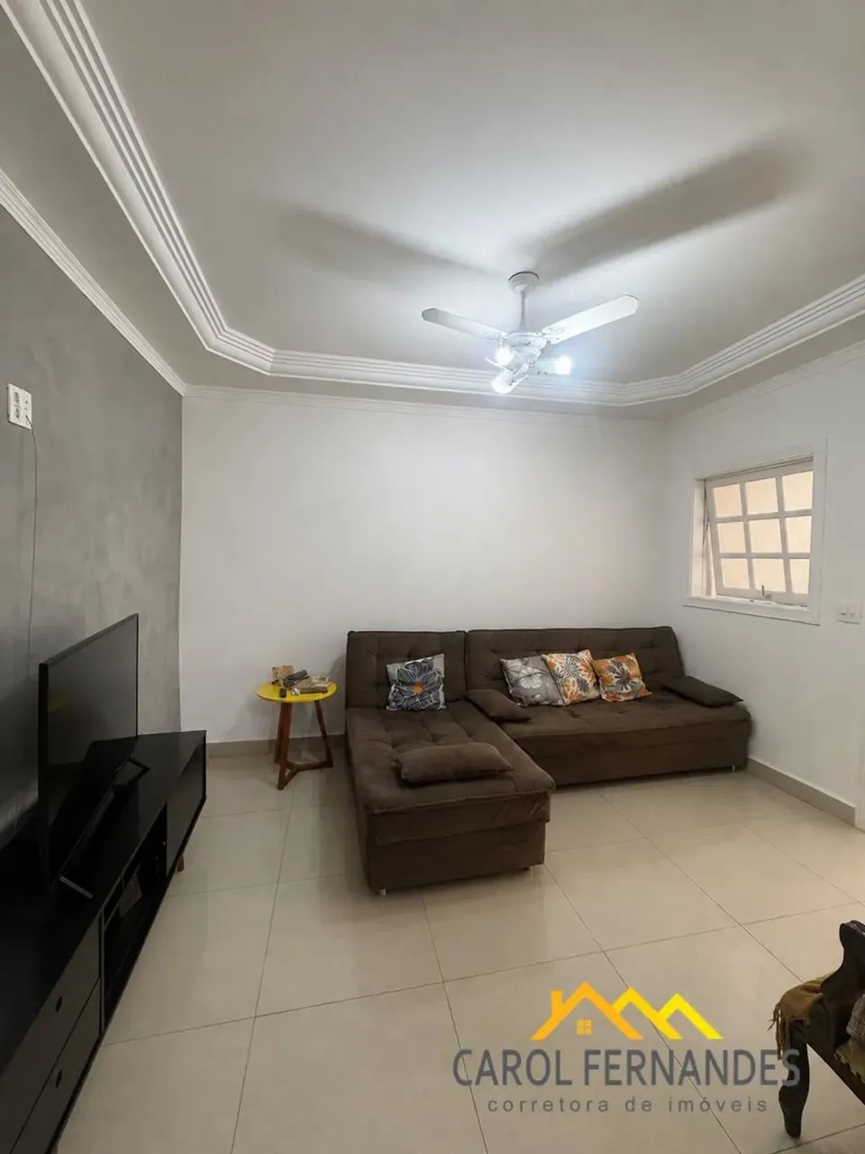 Casa com 3 quartos, 2 vagas de garagem e churrasqueira - Foto 4