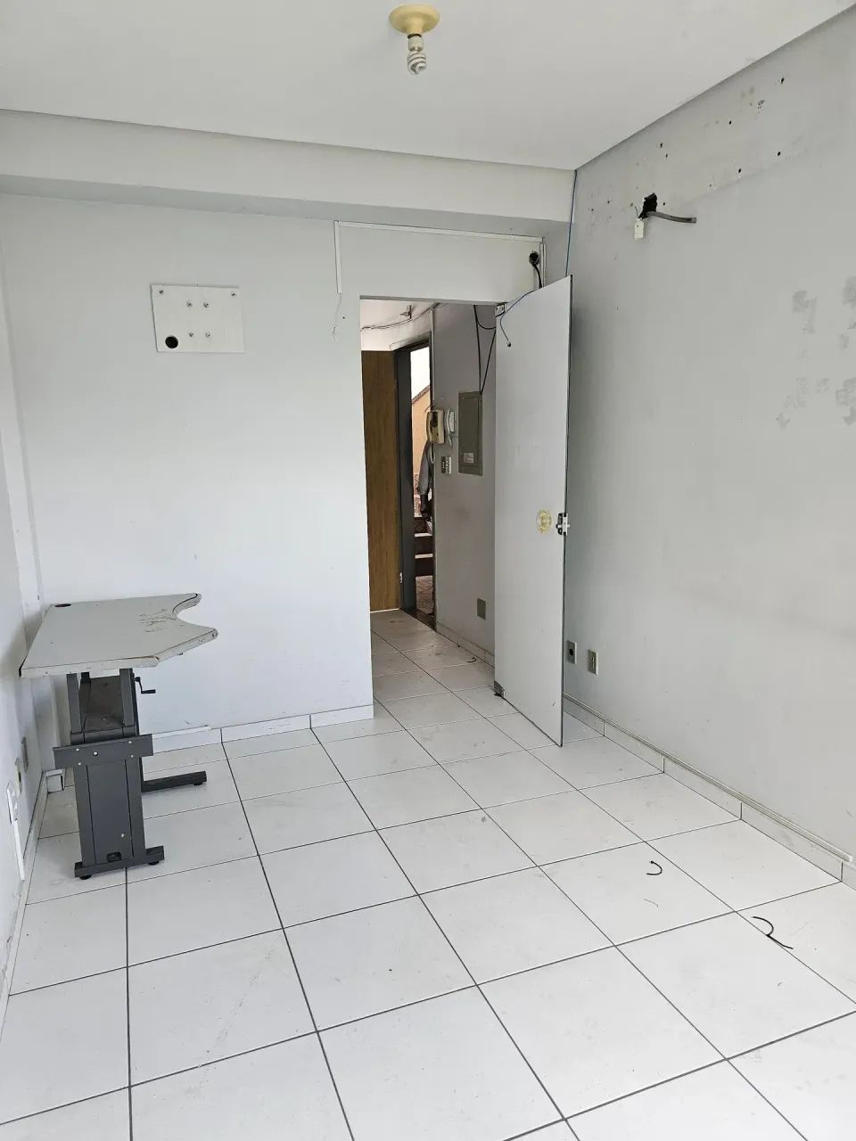Sala comercial avenida Presidente - Cuiabá - MT.  Excelente oportunidade - Foto 2