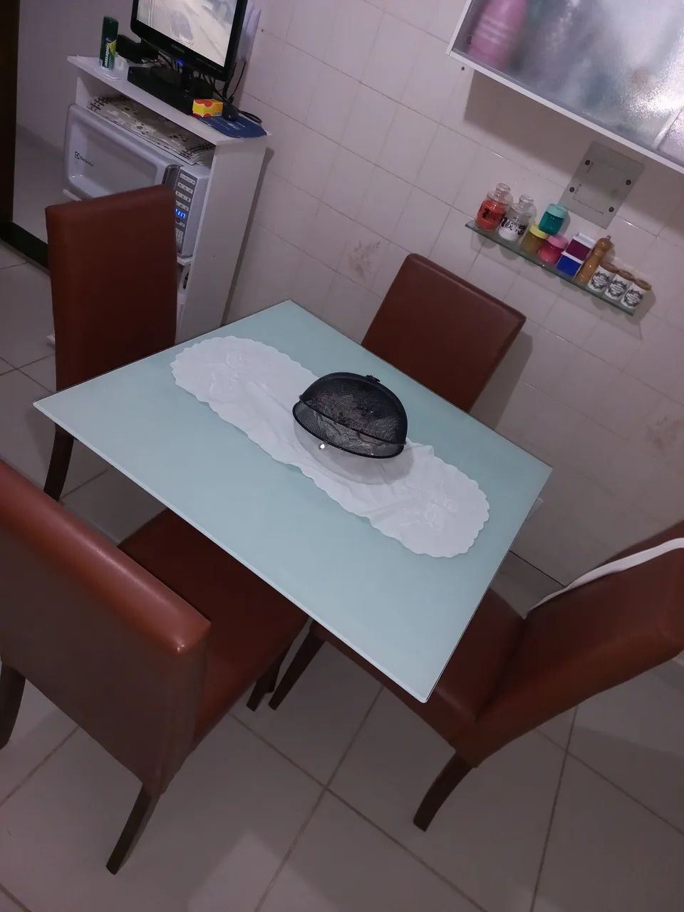Mesa de Jantar 4 lugares - Foto 2