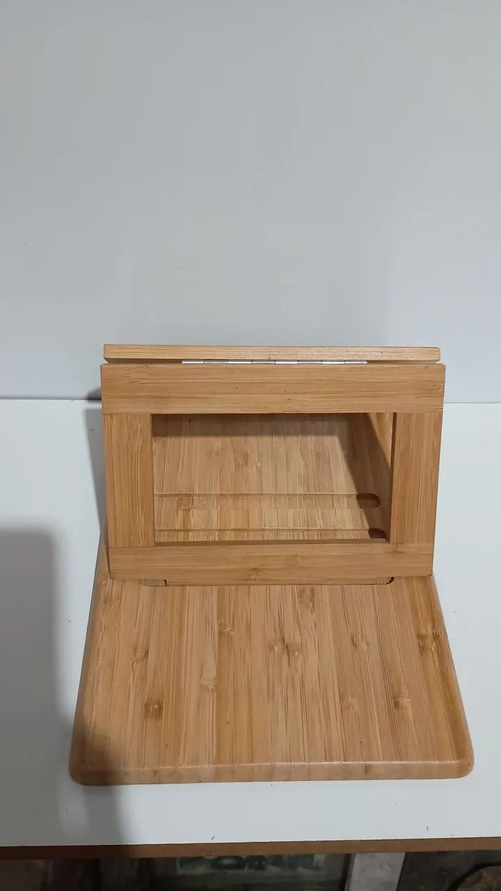 suporte de mesa ajustável em bambu para tablets e celulares - 26x20 - Foto 5