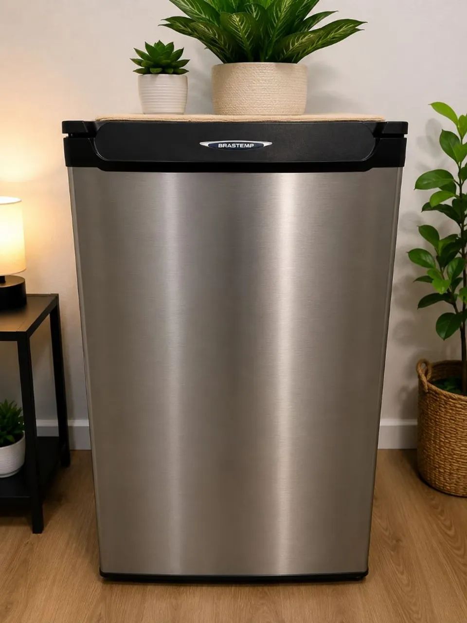 Geladeira Compacta Brastemp 