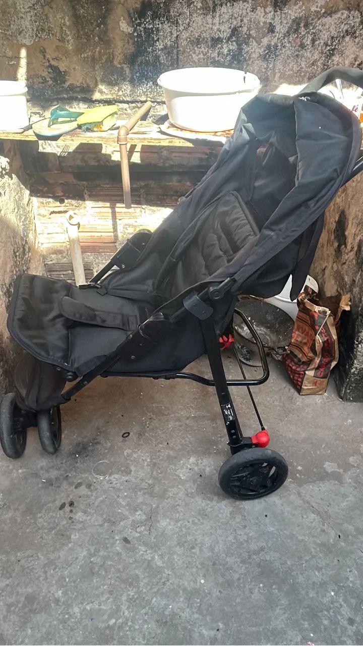 Vendo carrinho de bebê  - Foto 4