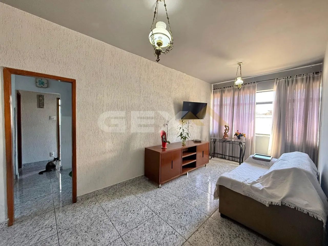 Apartamento à Venda no Centro de Divinópolis MG.