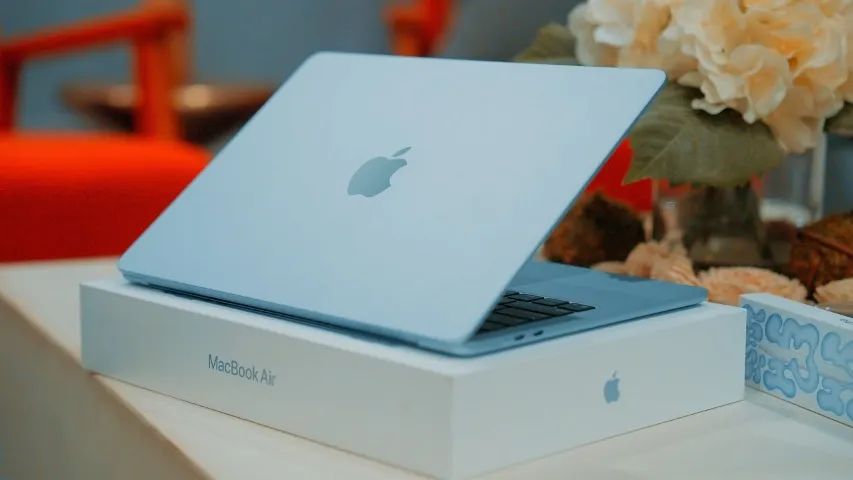 Apple Macbook Air M5 13 16gb Ram 512gb SSD - Sky Blue - Notebooks