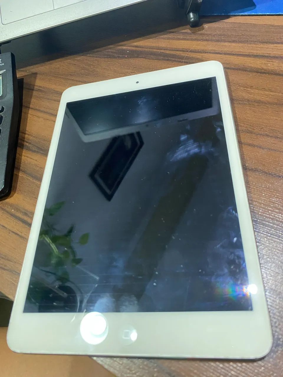Vendo IPad 2 mini 16Gb Modelo A1490 (com defeito na tela) - Foto 2