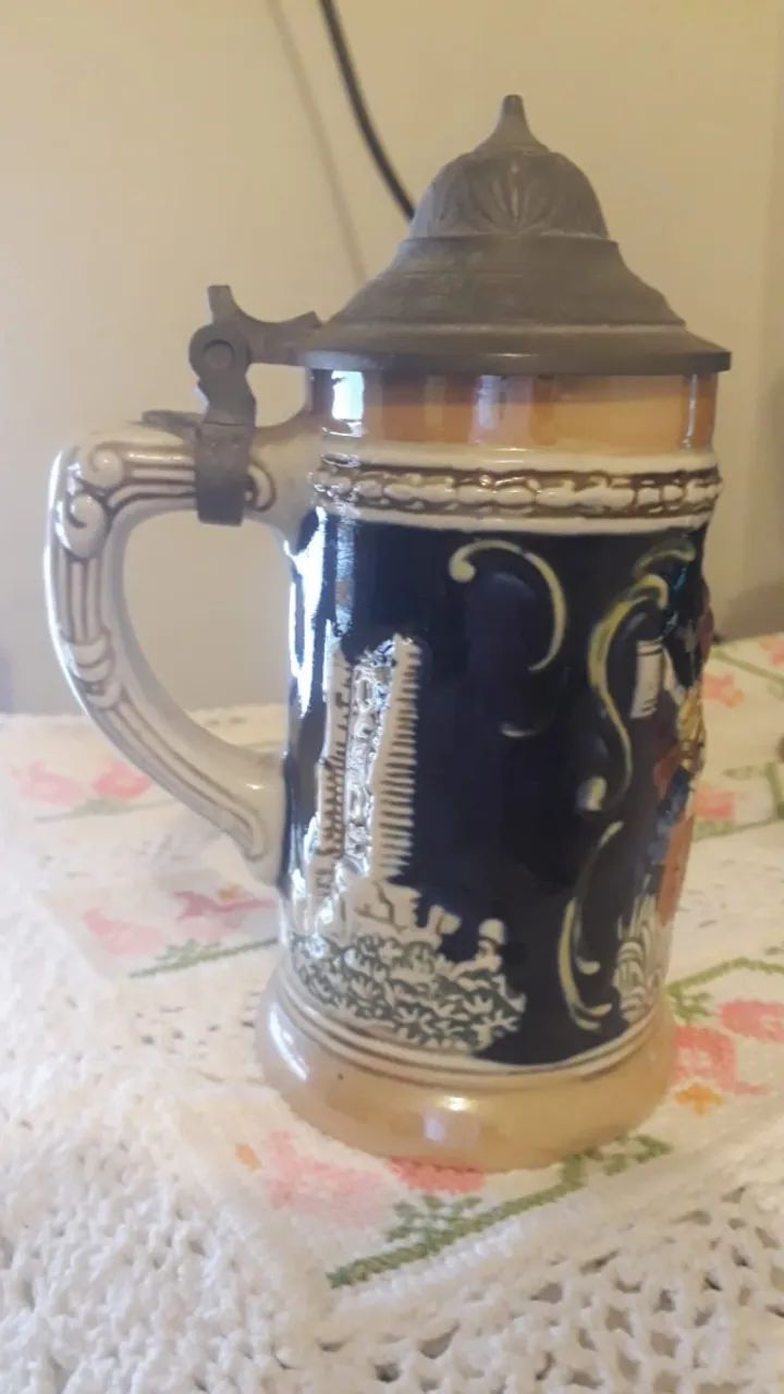 Caneca Antiga De Porcelana Ceramarte Tampa De Estanho 350,00 cada - Foto 4