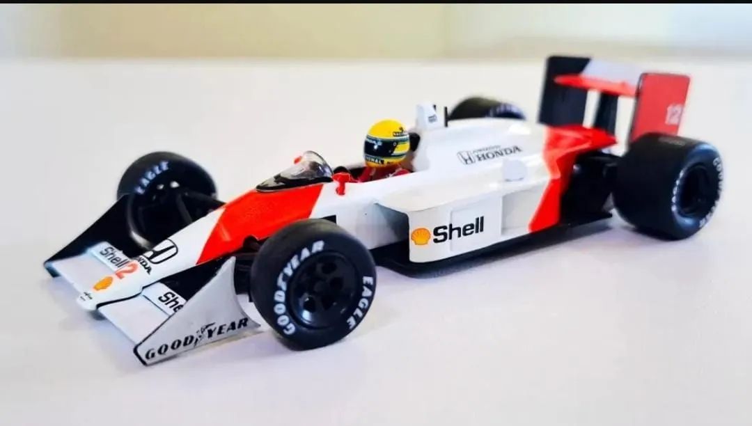 Miniatura F1 Ayrton Senna  - Foto 3