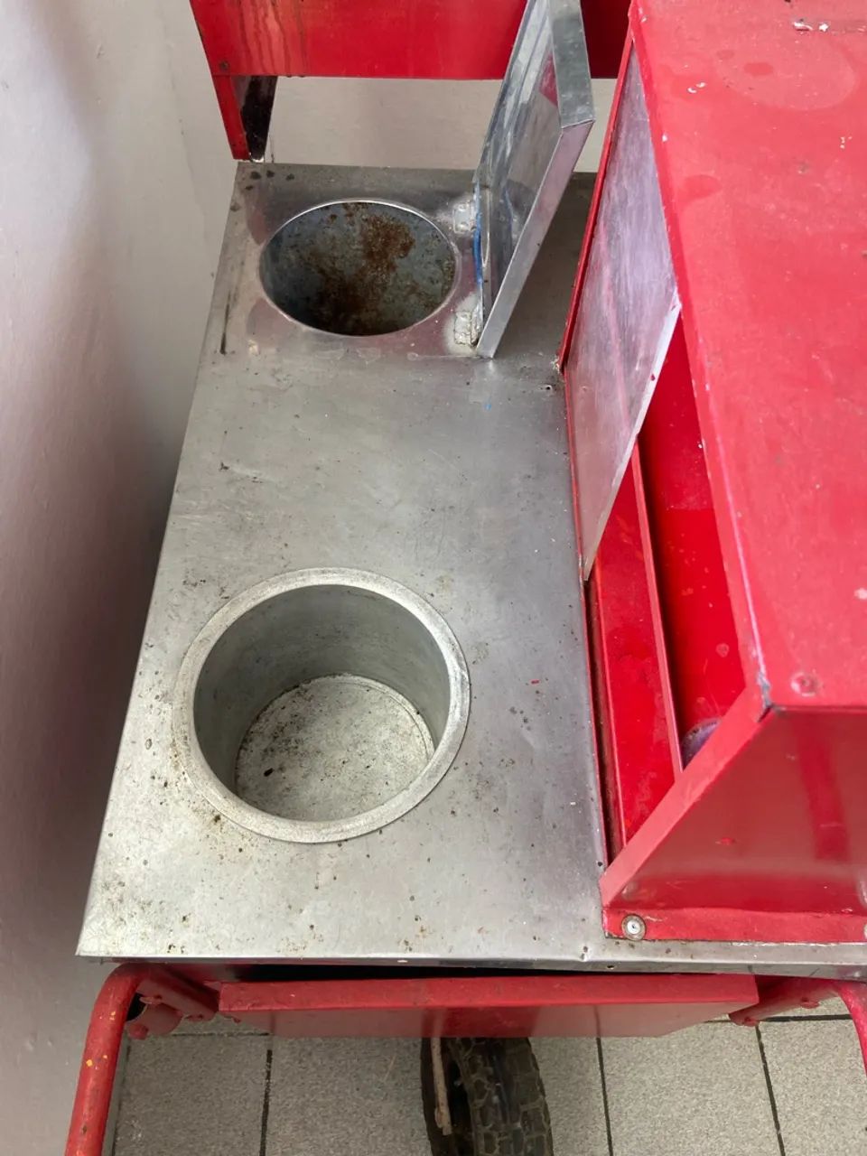 VENDO CARROÇA DE ESPETINHO E CACHORRO-QUENTE - Foto 4