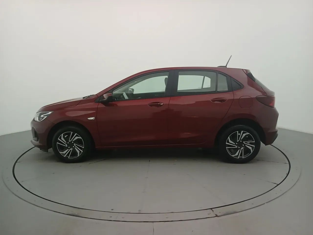 Chevrolet Onix Hatch LT 1.0 12V Flex Mec. 4P, foto 2 de 18