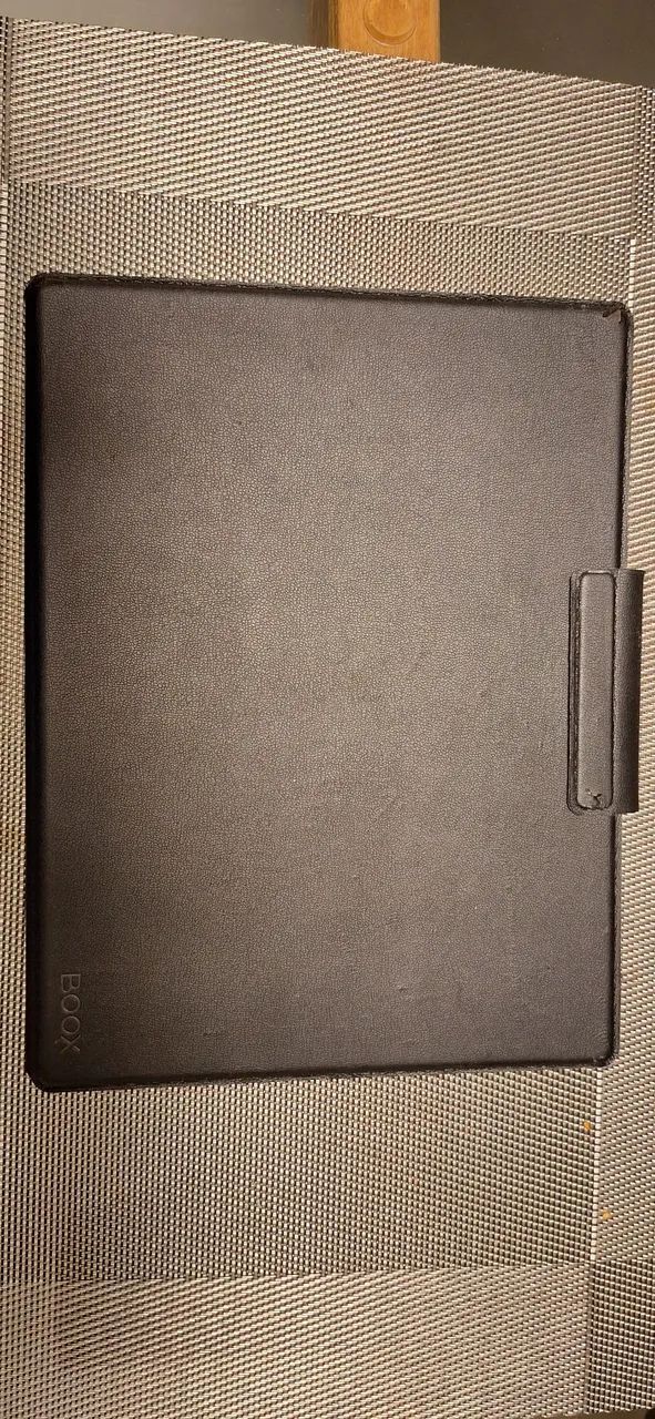Boox Note Air 4C com teclado e capa
