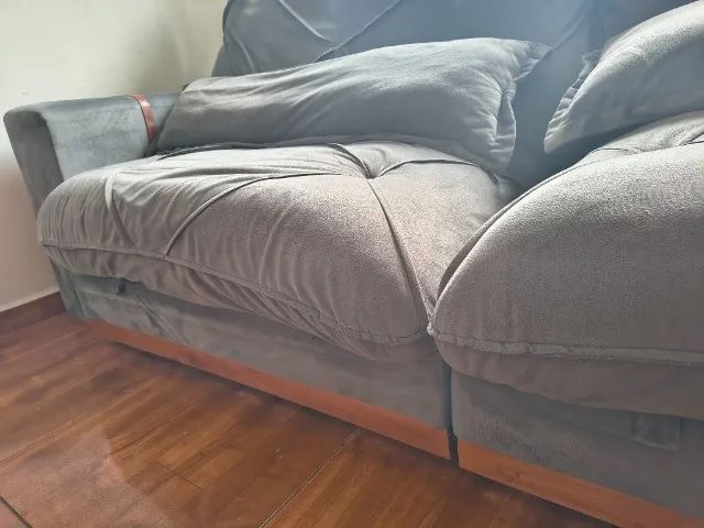 VENDO SOFÁ RETRÁTIL E RECLINÁVEL  - Foto 3