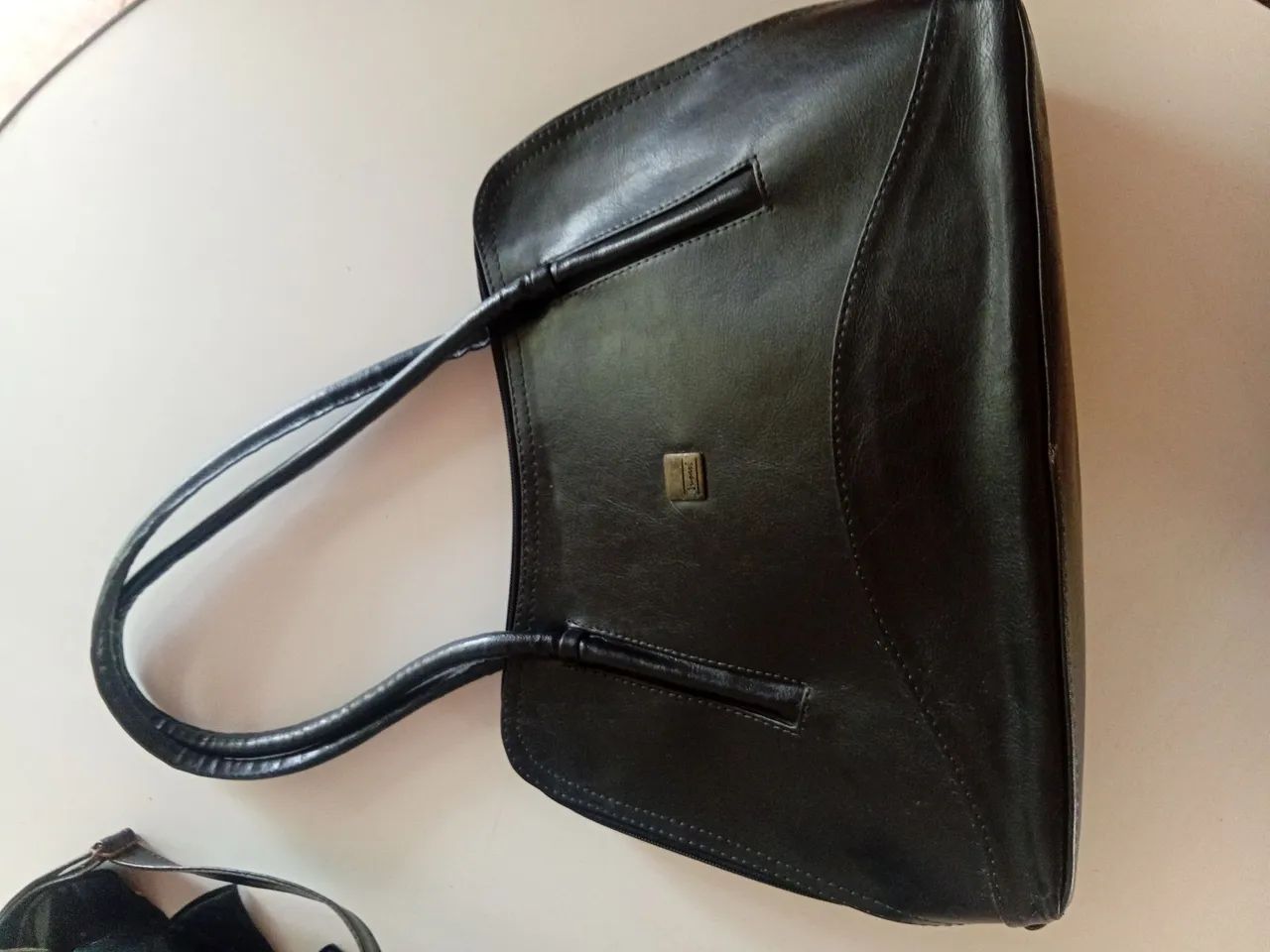 Bolsa em couro feminina 