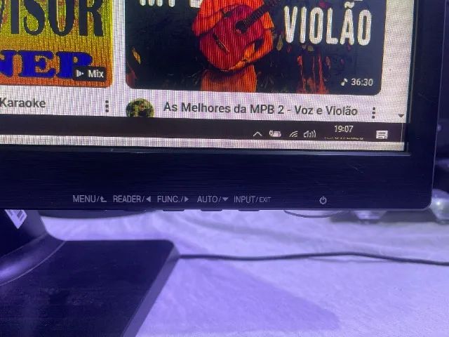 MONITOR LG 20 Polegadas Flatron! Leia a Descrição toda - Foto 2