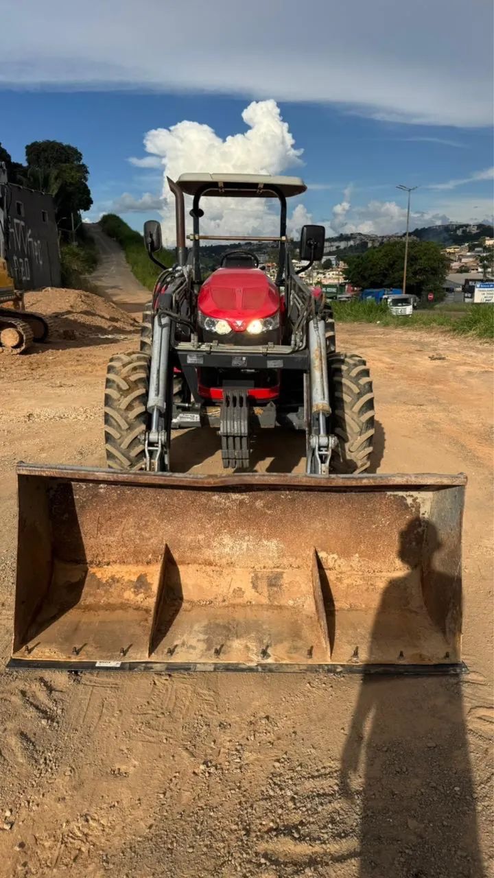 Trator 4707 com Madal Baldan  - Foto 2