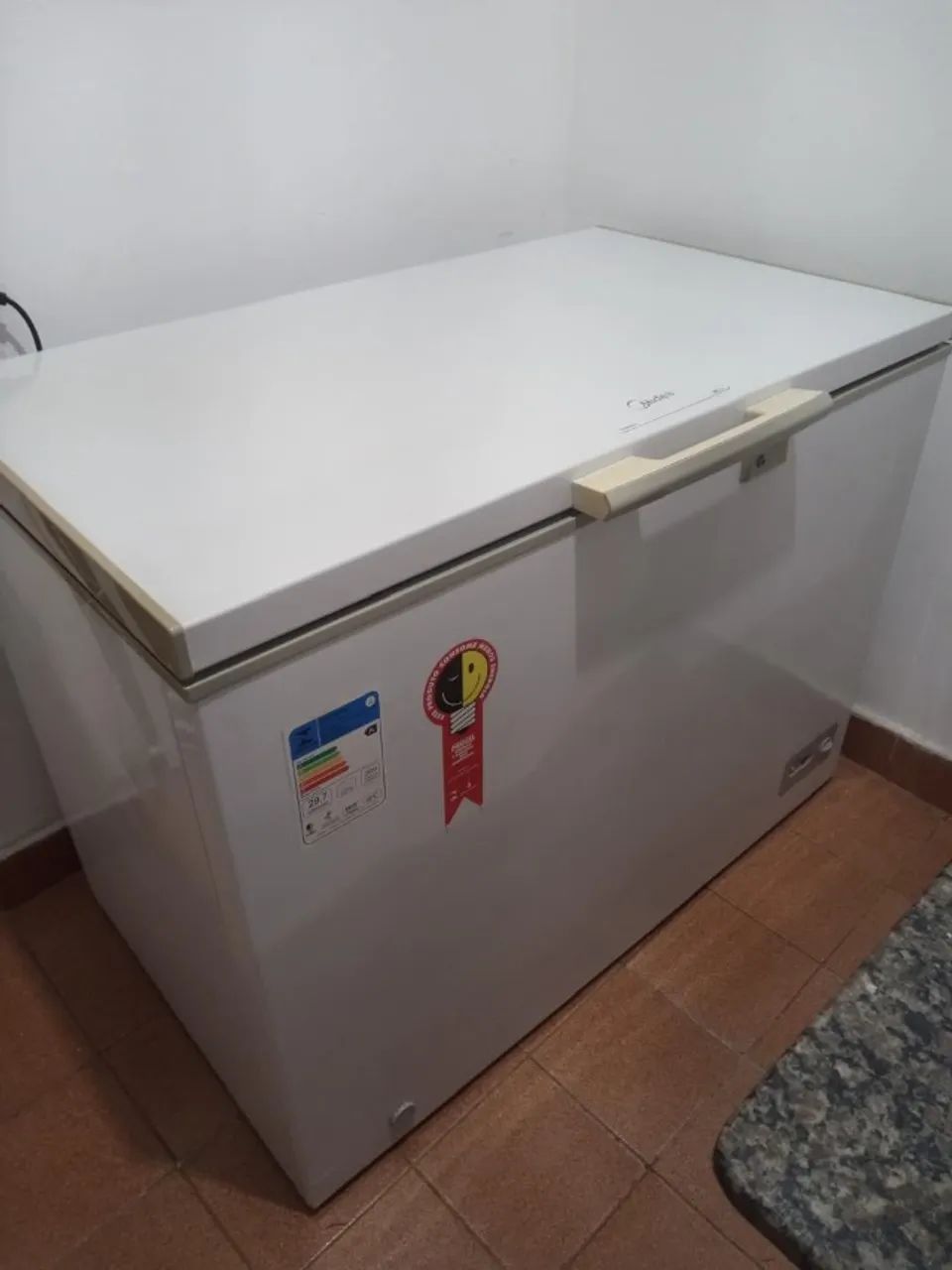 Freezer midea