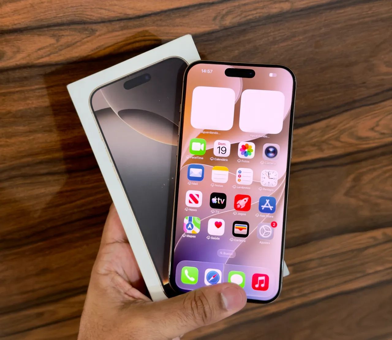 iphone 16 pro Max 256gb Desert titanium  - Foto 2