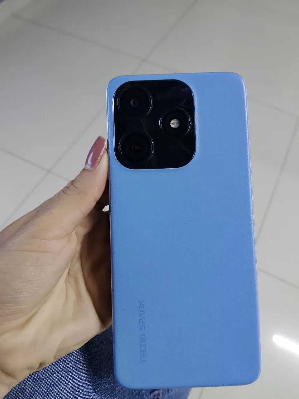 Vende-se celular semi-novo zero defeito - Foto 2