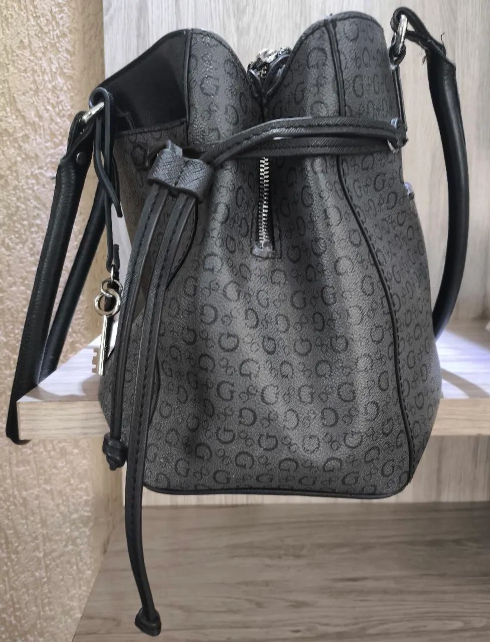 Bolsa Guess Cinza  - Foto 3