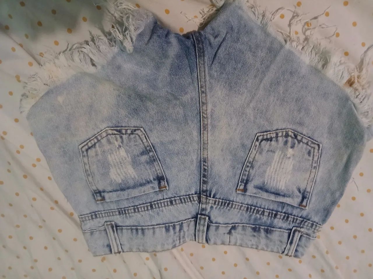 Short jeans veste bem 35 reais - Foto 2