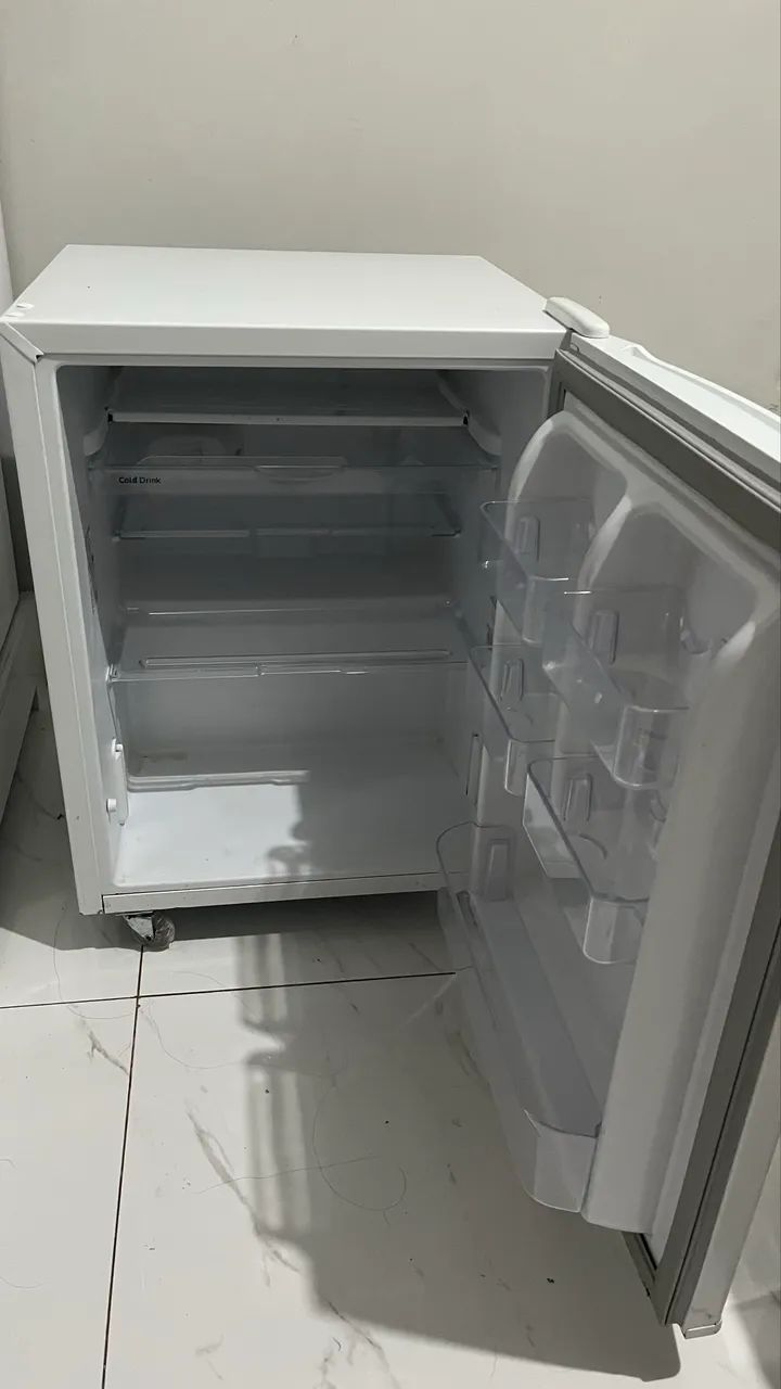 Frigobar Eletrolux 79L  - Foto 5