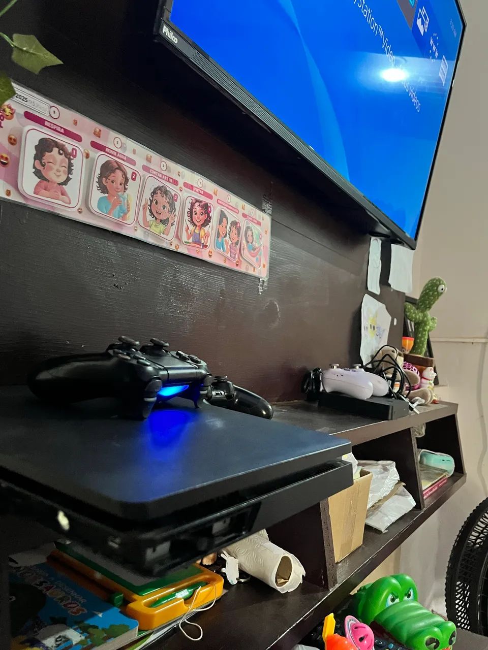 PS4 SLIM 1TB COM CONTROLE  - Foto 3