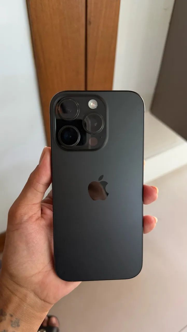 iPhone 16 pro  - Foto 3
