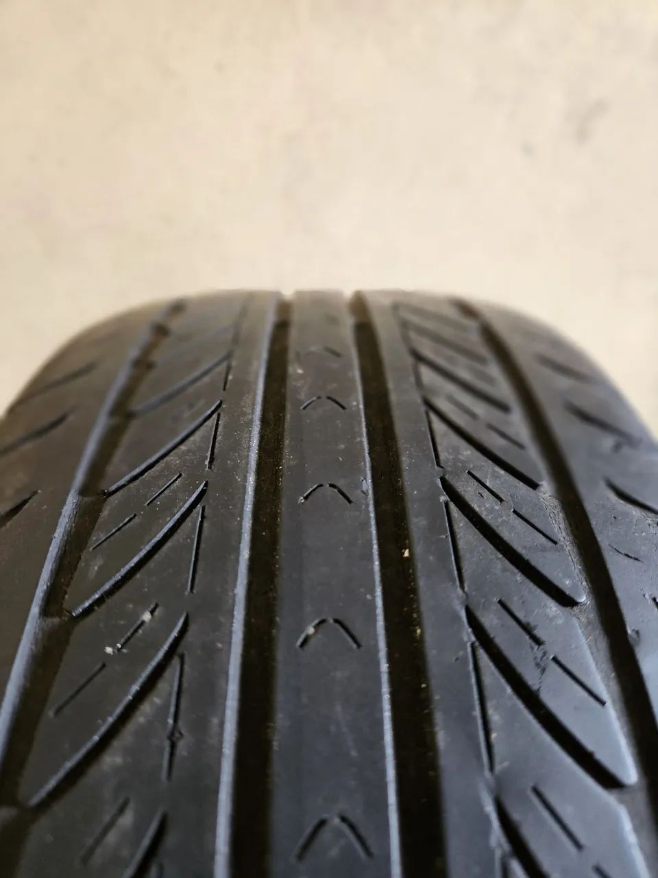 Pneu Dunlop 195/55 R15  - Foto 6