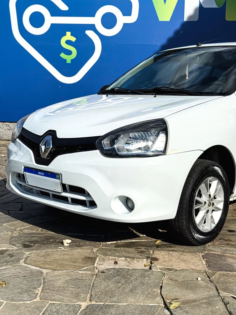 Clio  - Foto 2