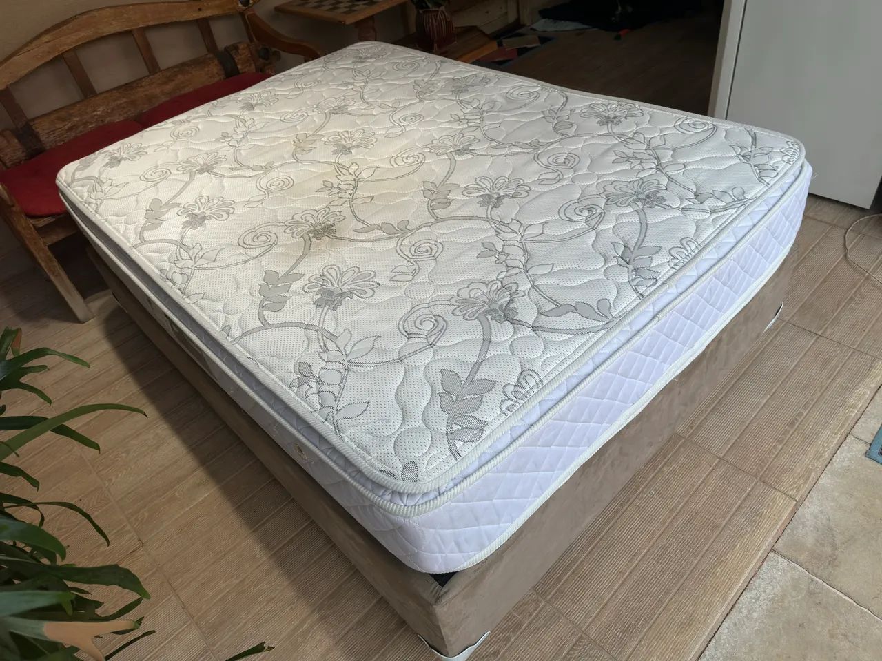 Cama Box Casal  Molas Ensacadas Individuais  