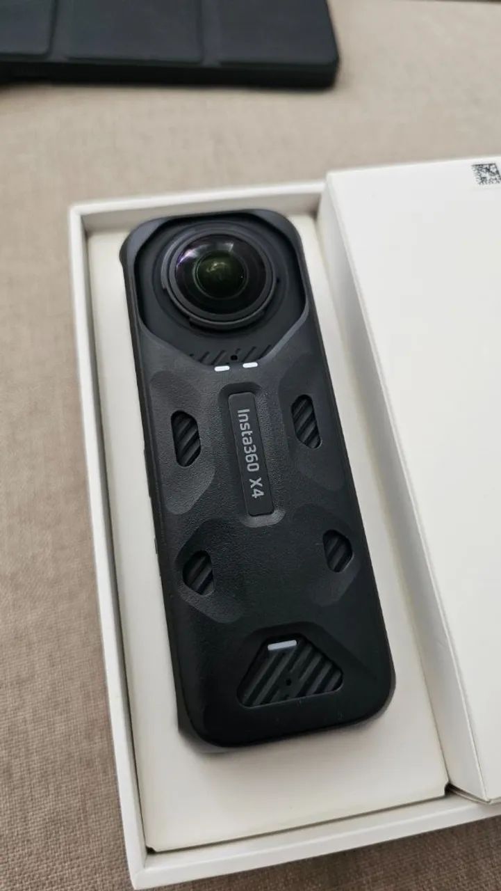 Câmera Insta360 X4 - Foto 3