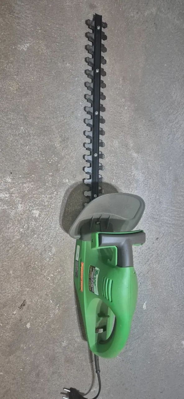 Aparador de Cerca Viva Trapp HT-700 