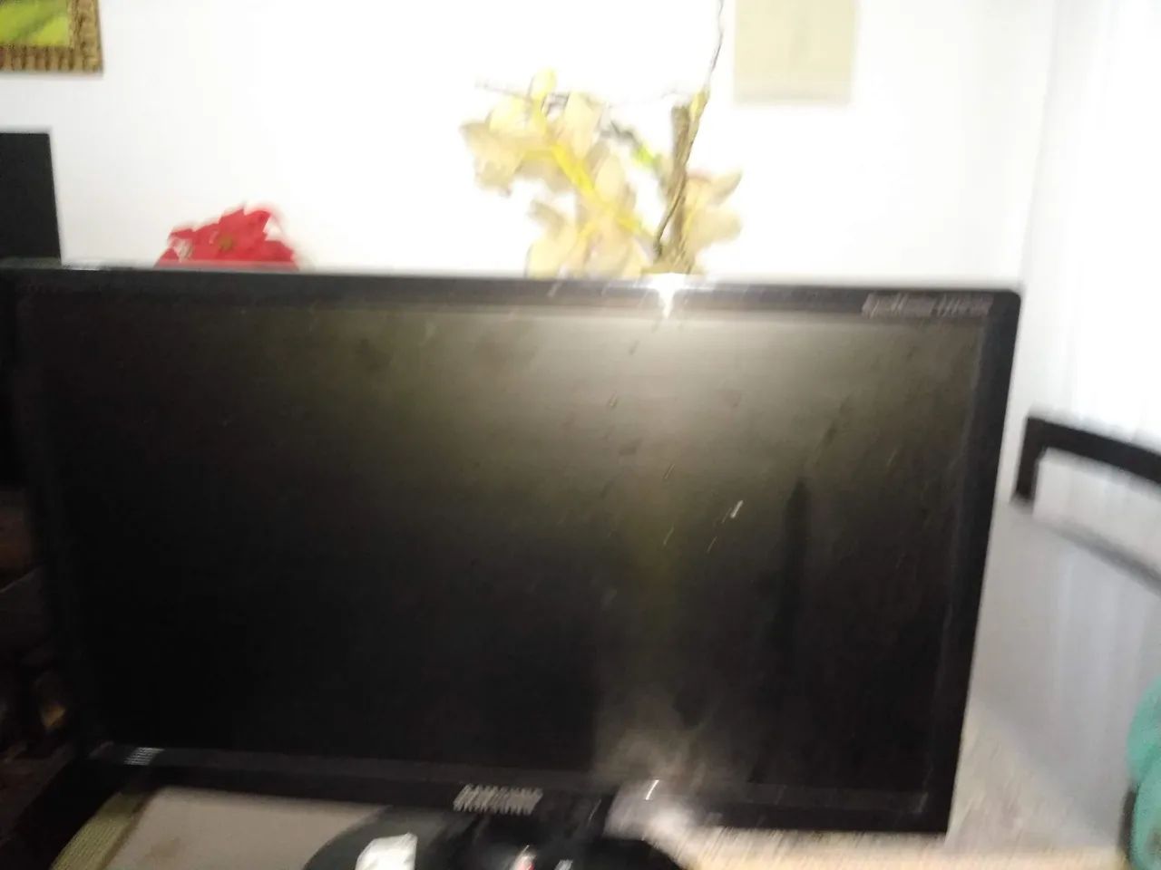 Tv Samsung 24 polegadas não é smartv 