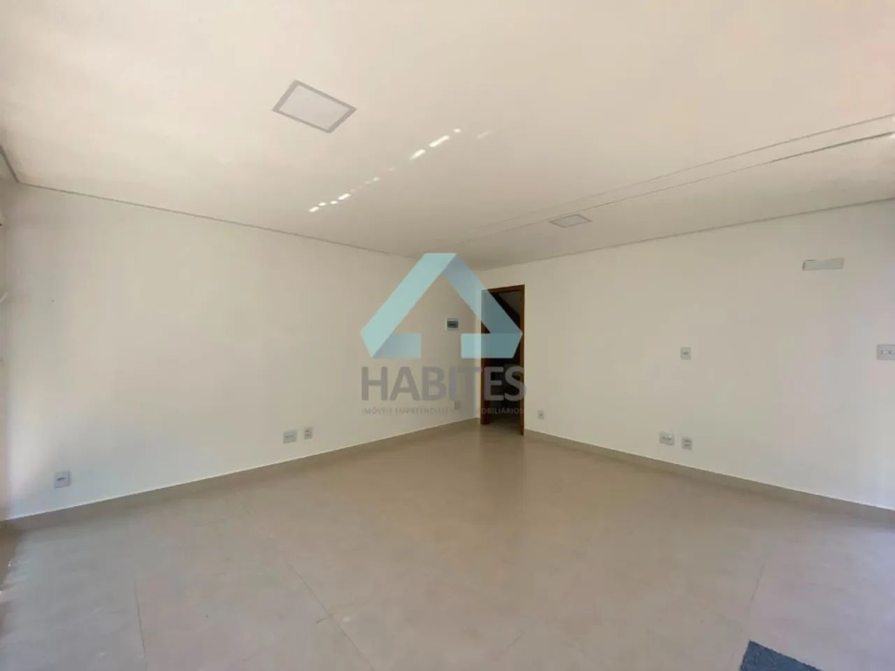 Locação de Comercial / Sala na cidade de Botucatu - Foto 3