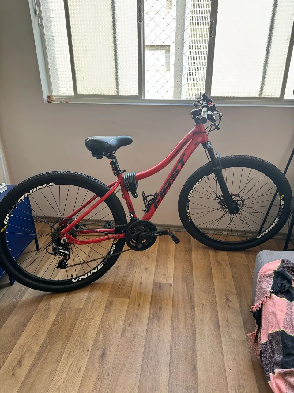 Bicicleta First