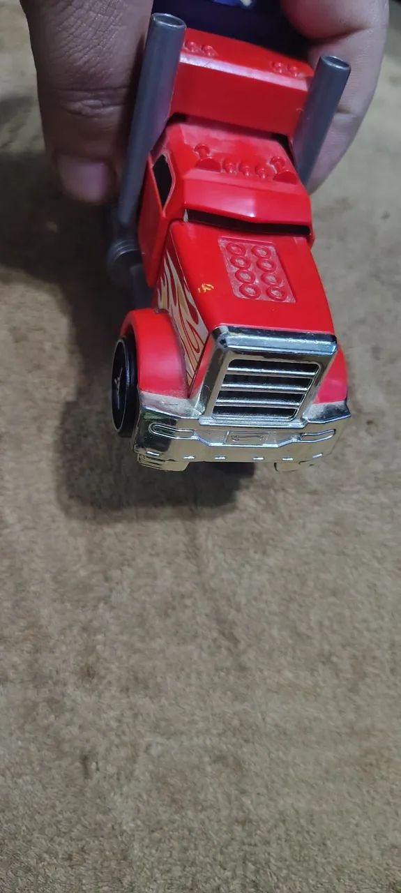 caminhão hot Wheels de simula batida original  - Foto 2