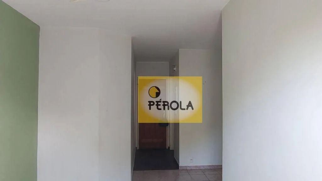 Apartamento desocupado 3 dormitórios com elevador e sacada - Foto 3